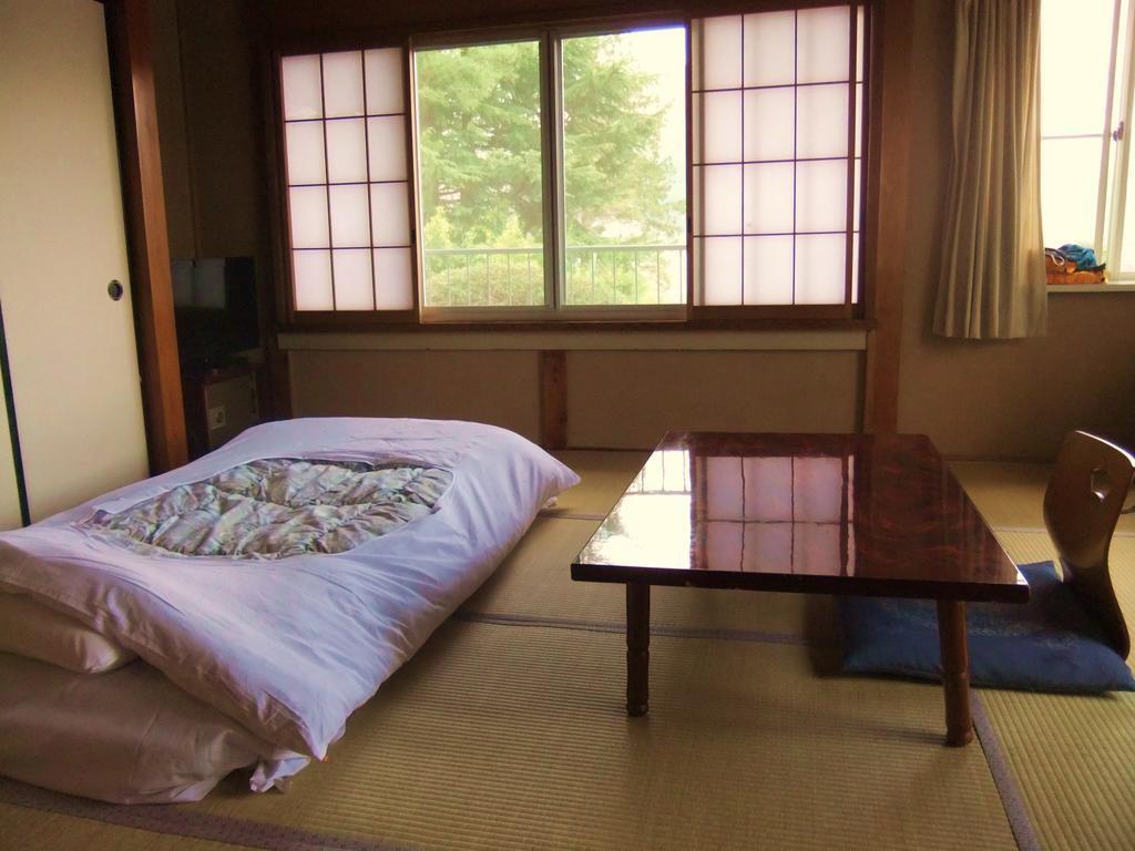 Nishimiyasou Hotel Fujikawaguchiko Eksteriør billede