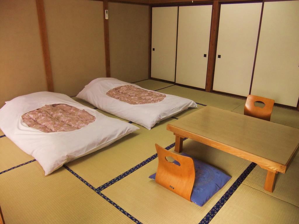 Nishimiyasou Hotel Fujikawaguchiko Eksteriør billede